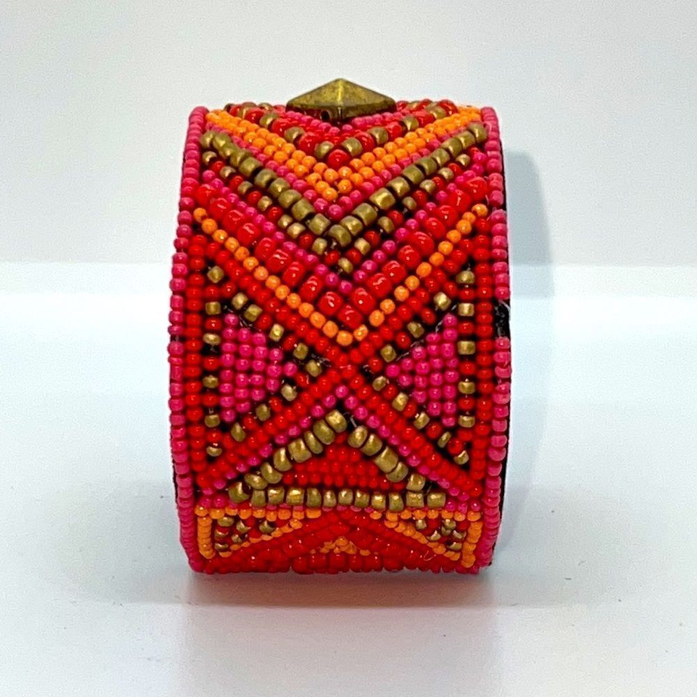 Three Beautiful Beaded Retro Bracelets - Picture 5 of 11